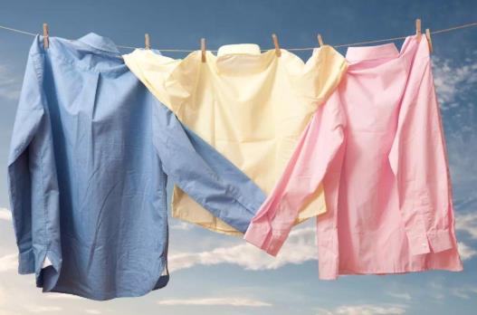 衣服上有白斑洗不去怎么辦?晾干后的衣服好多白痕洗不掉是咋回事?