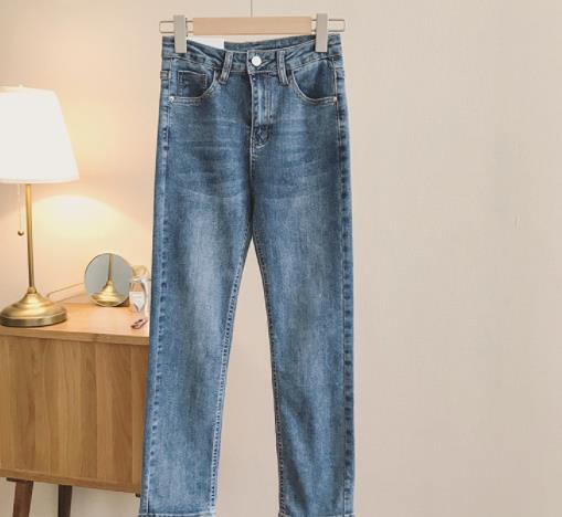 牛仔褲洗完特別硬該怎么處理 怎么洗牛仔褲不變硬