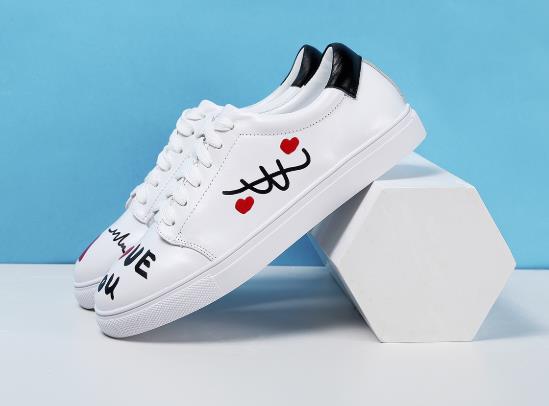 鞋子里面長霉了還可以穿嗎?鞋子沾了502膠水怎么溶解?