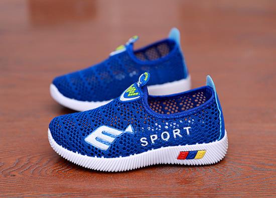 鞋子開膠用什么方法可以粘?網面運動鞋的油漬怎么擦?