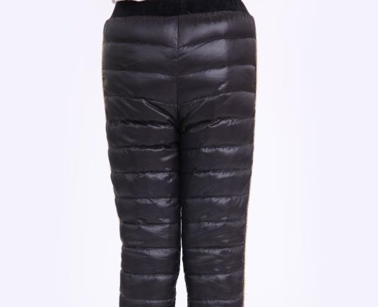 羽絨褲子能用洗衣機洗嗎?剛買的羽絨褲有浮毛正常嘛