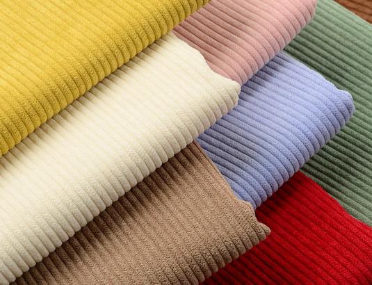 燈芯絨為什么褪色嚴重?燈芯絨的羽絨服是不是很顯胖