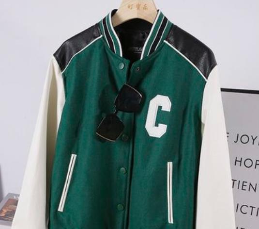 棒球服袖子是不是都長?棒球服有異味是質量不行嗎