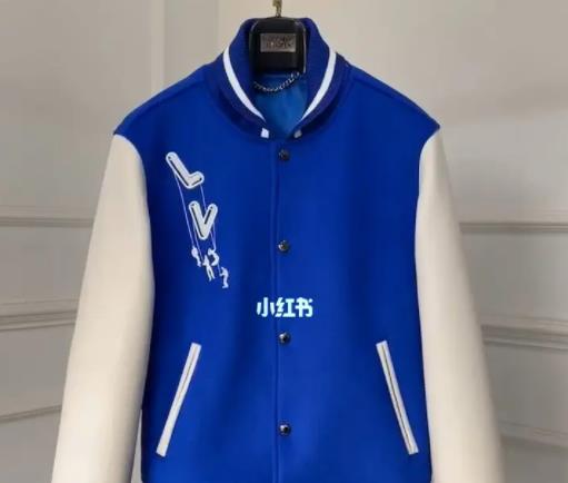 棒球服縮水了怎么恢復原樣?棒球服起球怎么快速去除