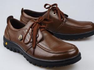 皮鞋發霉怎么處理?皮鞋發霉怎么清洗