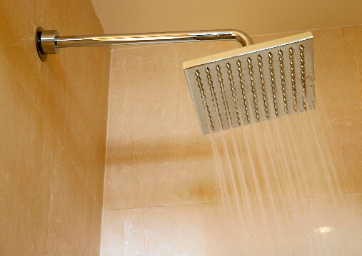 淋浴花灑噴頭堵了怎么辦?噴頭堵塞清洗小妙招