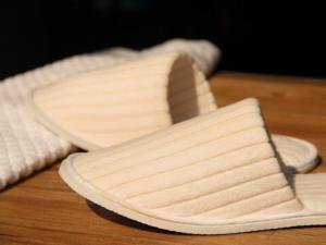 如何選購一次性拖鞋？穿一次性拖鞋的注意事項