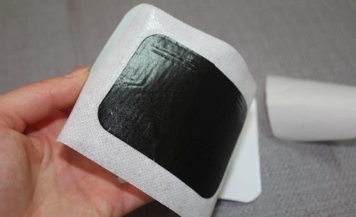 如何正確貼傳統黑膏藥?秋冬季怎么貼膏藥