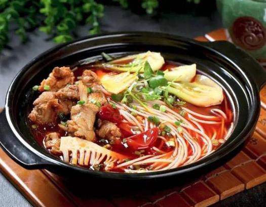 砂鍋底部冒水珠怎么辦?砂鍋加熱后外面有水珠是怎么回事