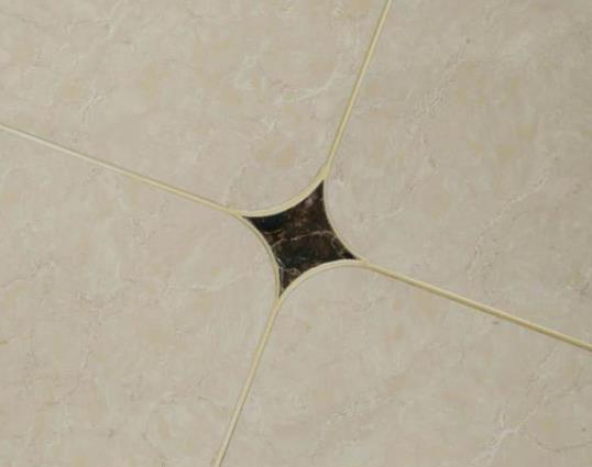 瓷磚上有油怎么處理?廚房地磚有油用什么能擦干凈