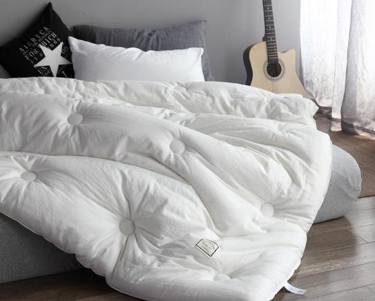 被子曬多久能殺死螨蟲?曬被子到底要不要拍打?