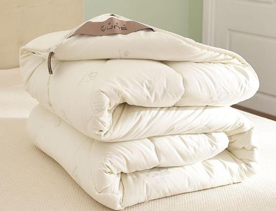 曬被子能殺死螨蟲嗎?曬被子時下午最遲幾點收被子