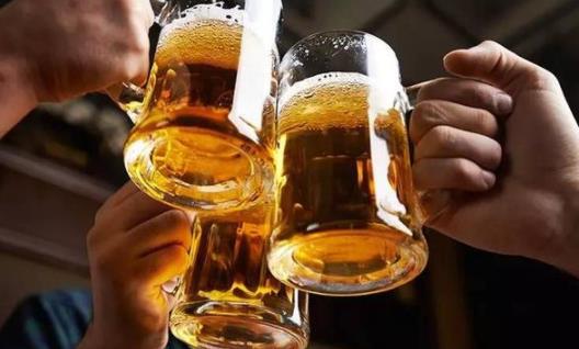 啤酒喝了兩口能開車嗎啤酒 喝兩口算酒駕嗎