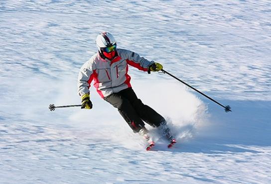 滑雪摔倒了怎么站起來?近視的人怎么滑雪?