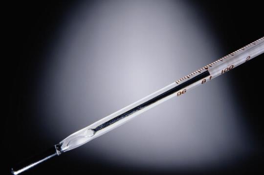 清理打碎的溫度計(jì)會(huì)中毒嗎?家用溫度計(jì)碎了對(duì)身體有沒有影響?