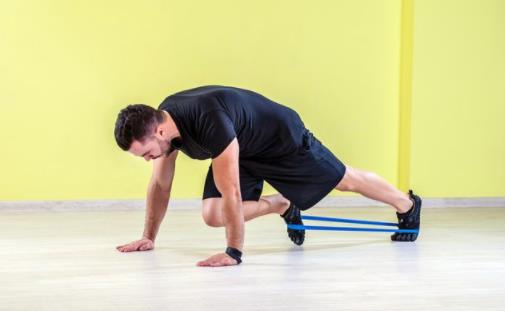 早上空腹做hiit好嗎 跳繩和hiit哪個減脂強一點