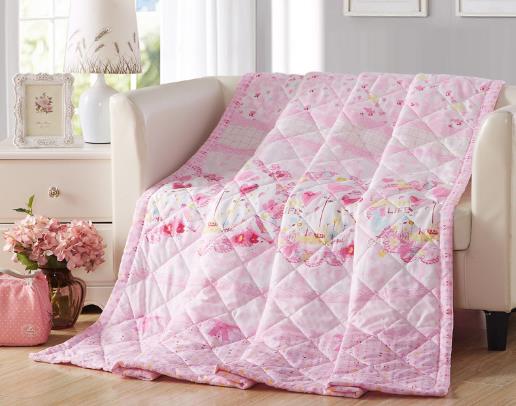 空調(diào)被填充物選哪種好?空調(diào)被套被罩會影響舒適度嗎?