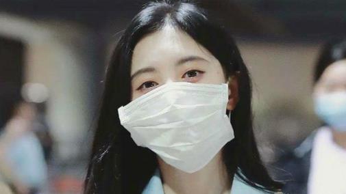 戴口罩鼻子長(zhǎng)痘痘怎么回事 戴口罩鼻子上長(zhǎng)了很多黑頭怎么辦