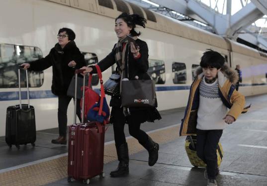 2022年春運高峰期是哪幾天?2022年春節預售高鐵票是多久?