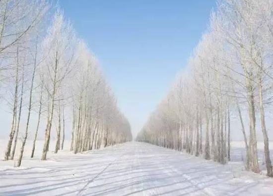 臘月把衣服晾外面會有霜嗎?臘月是一年中的幾月?