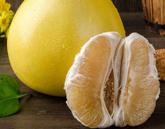 柚子皮去甲醛還是柚子去甲醛?用柚子除甲醛要不要把柚子破開?
