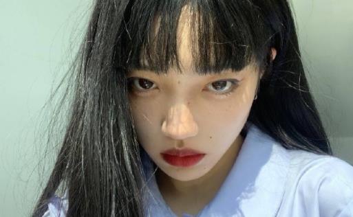 身份證戴美瞳會反光嗎 拍身份證可以燙頭發嗎