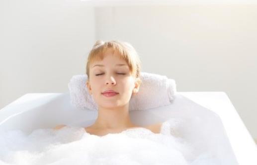 冬天可以用香皂洗澡嗎 冬天每天洗澡對身體好不好