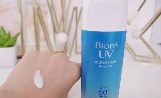 秋冬防曬用30倍還是50倍 下雨需要涂防曬嗎