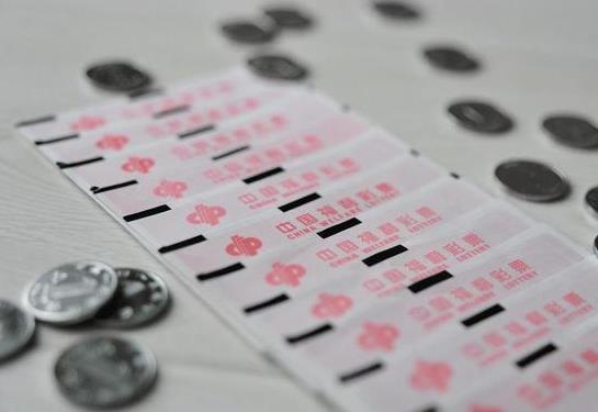 為什么人有些越窮越想買彩票?玩彩票到底是好是壞