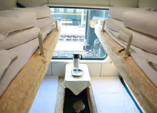 買高級軟臥的人多嗎?高級軟臥有情侶車廂嗎