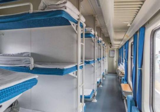 火車軟臥車廂充電插座一共有幾個?什么樣的火車有高級軟臥