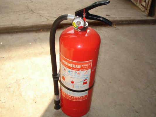 干粉滅火器出廠滿幾年需要進行報廢?干粉滅火器出廠多久年檢一次