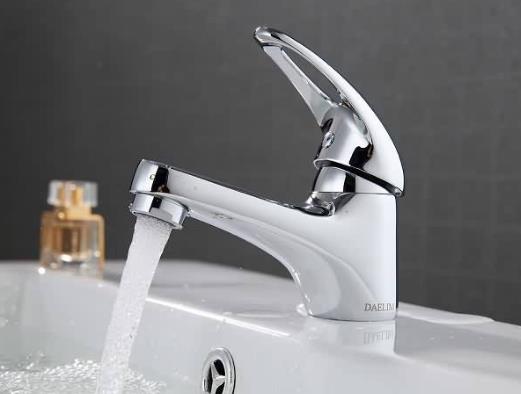 廚房龍頭過濾嘴怎么拆?入墻式水龍頭的優(yōu)點(diǎn)