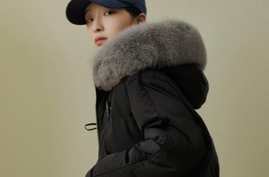 羽絨服能用洗衣機洗嗎 羽絨服越輕越好還是越重越好