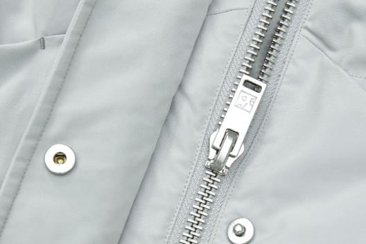 羽絨服能用洗衣機洗嗎 羽絨服越輕越好還是越重越好