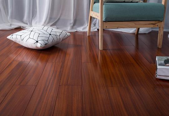 木地板幾天拖一次合適?復合地板應該怎么保養