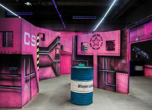 密室逃脫是24小時(shí)都營業(yè)的嗎?密室逃脫晚上玩的人多嗎