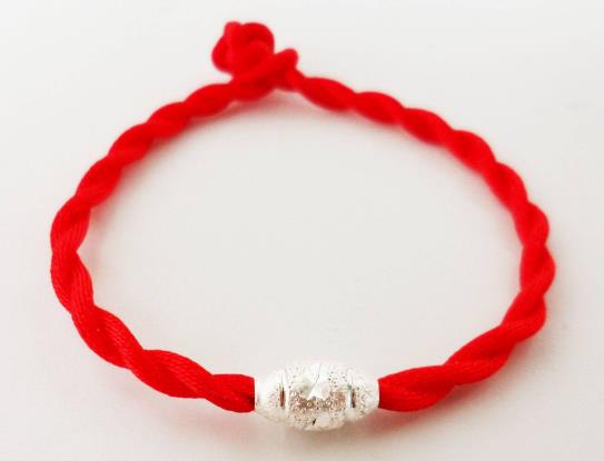 本命年紅繩不想戴了可以取下來嗎?本命年紅繩的戴法