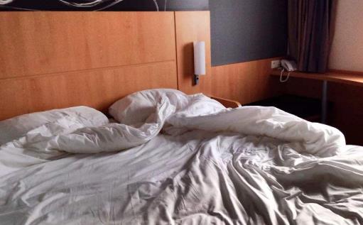 被子的靜電是被芯產生還是被套 被子上靜電太多有危害嗎