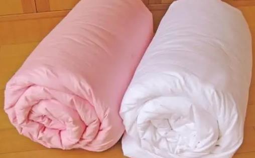 蠶絲被可以機(jī)洗嗎 蠶絲被越睡越冷為什么