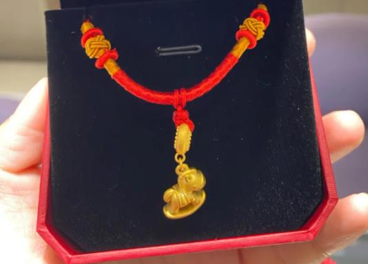 周大福實體店只有電子保單嗎?周大福周二以舊換新跟平時有什么區別