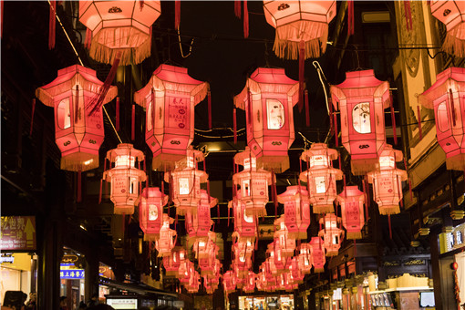 正月十五送燈燒紙嗎-攝圖網(wǎng)