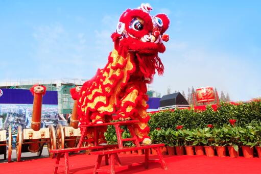 舞獅子-攝圖網