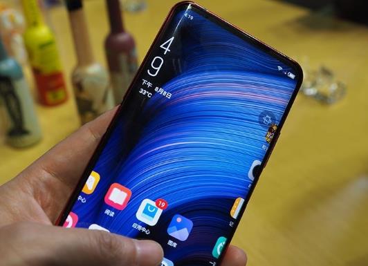 貼了鋼化膜有氣泡擠不走怎么辦?手機鋼化膜容易碎邊怎么辦?