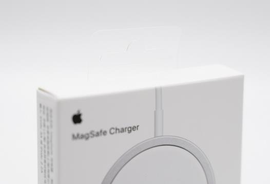 magSafe外接電池可以有線充電嗎?MagSafe外接電池要搭配手機(jī)殼嗎?