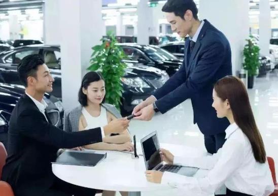 國慶節(jié)賣車險的休息嗎?國慶節(jié)買車可以貸款嗎?