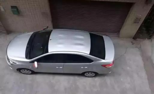 車頂咯吱咯吱異響怎么辦 汽車車頂布脫落怎么辦