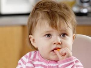 寶寶冬季飲食營養(yǎng)建議:合理補鈣,戶外多曬