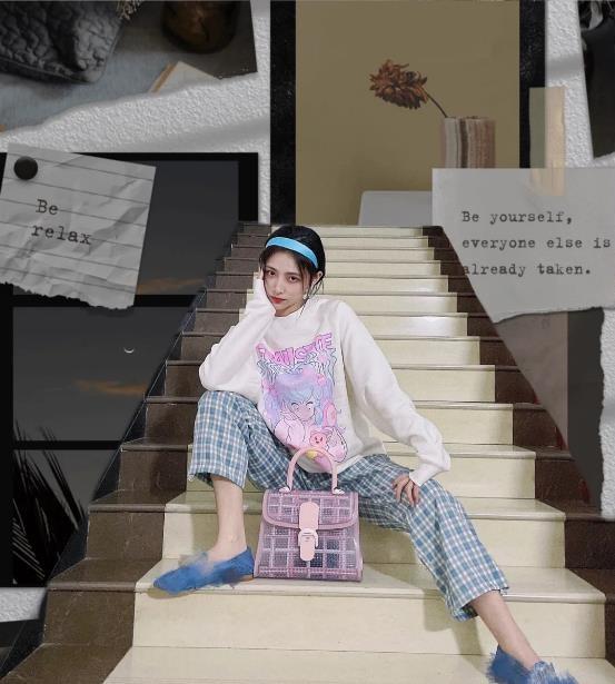 直擊明星同款,大牌包包Delvaux小粉格戳中你的心!