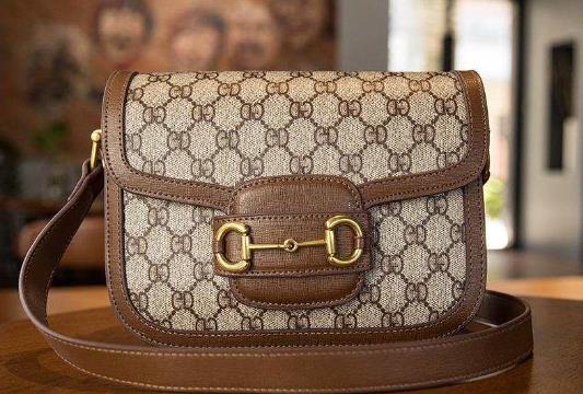 Gucci包包是什么材質(zhì)做的?是Gucci什么檔次的包包?